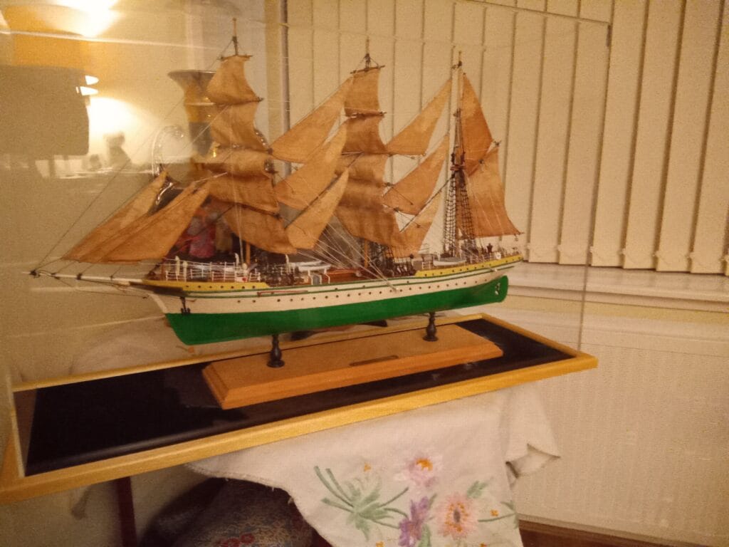 Image #1 from Norman Rae