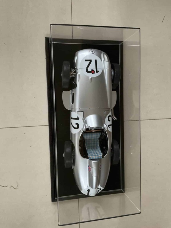 Image #1 from Ian S.