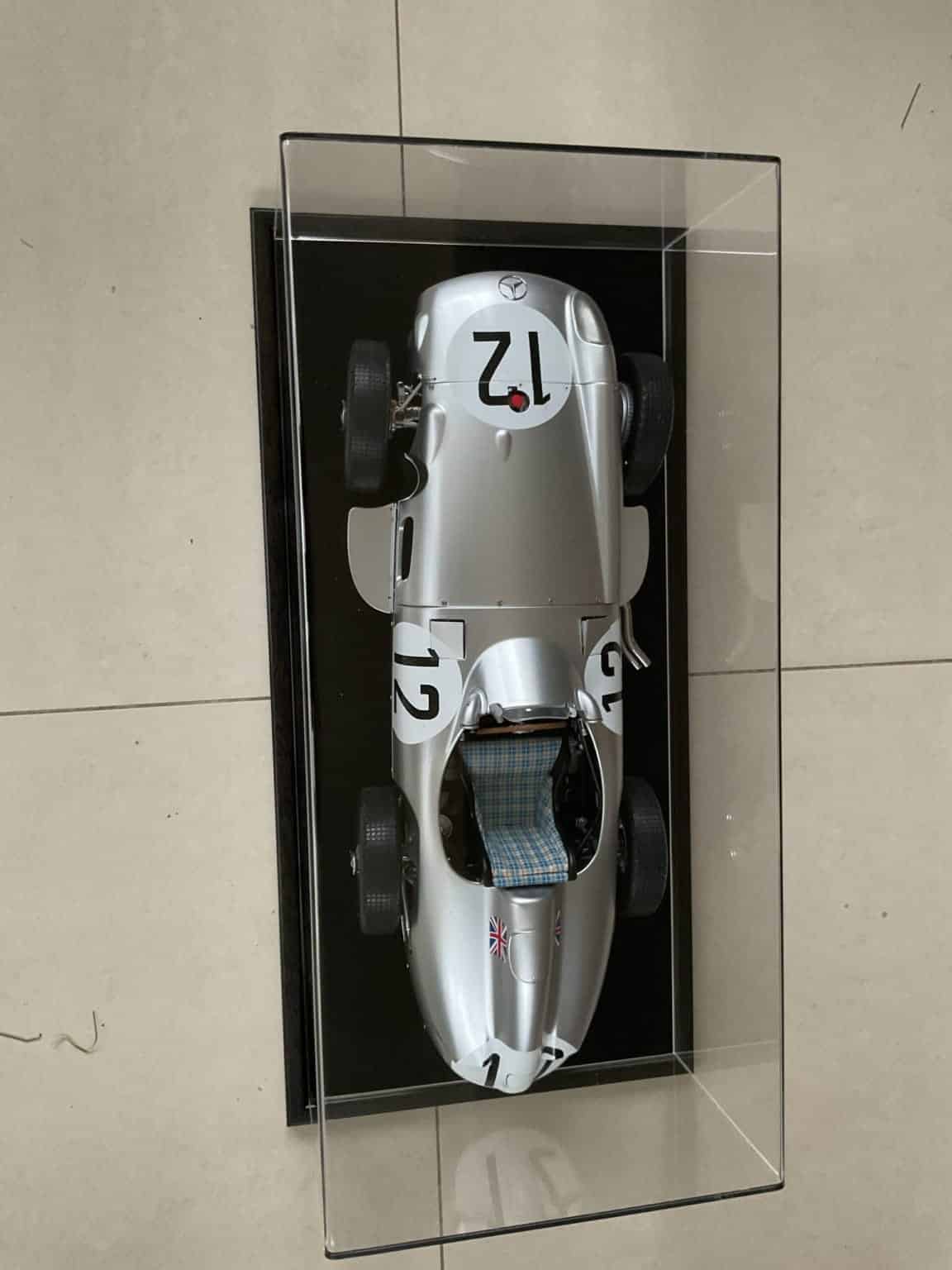 Image #1 from Ian S.